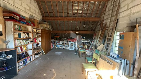 Luxury Properties - Maison d'Architecte à Vendre à Guyancourt - 7 pièces