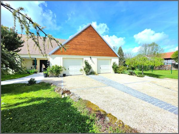 MAISON 306 M2 PISCINABLE 2312 M2 DE TERRAIN DIVISABLE