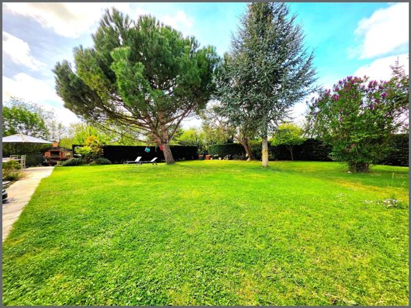 MAISON 306 M2 PISCINABLE 2312 M2 DE TERRAIN DIVISABLE