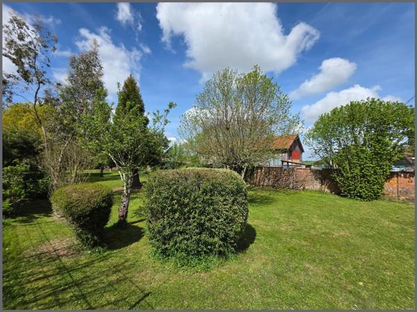 MAISON 306 M2 PISCINABLE 2312 M2 DE TERRAIN DIVISABLE