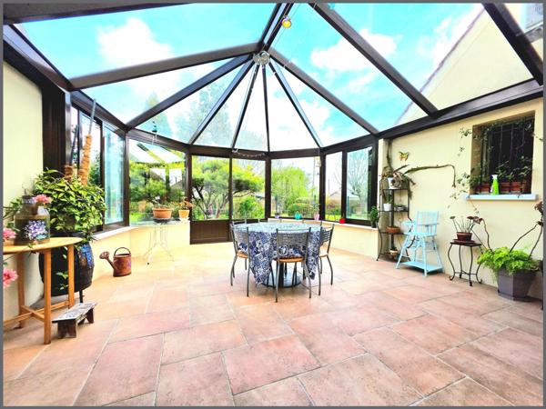 MAISON 306 M2 PISCINABLE 2312 M2 DE TERRAIN DIVISABLE