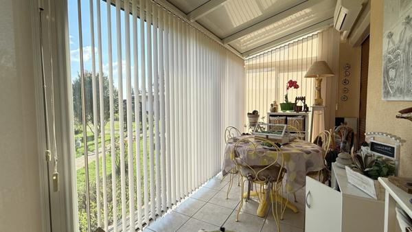 Saint-Sylvestre-Pragoulin (63310) Viager occupé Monsieur 79 ans et Madame 74 ans - Propriété avec maison principale et maison secondaire, dépend