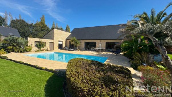 À vendre - CARNAC - Maison lumineuse avec vue dégagée et piscine