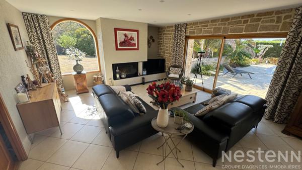 À vendre - CARNAC - Maison lumineuse avec vue dégagée et piscine