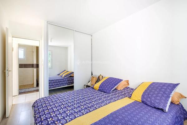 Vente                                                      Maison
                        
                     7 pièces                      140 m2                     à Villeurbanne