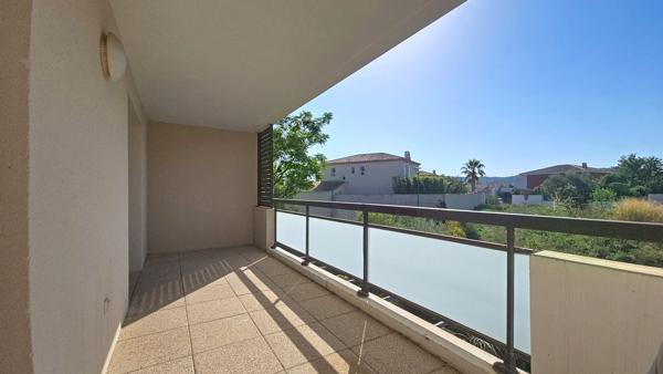 Superbe appartement 3 pièces à vendre à Châteauneuf-les-Martigues, dernier étage avec terrasse ensoleillée