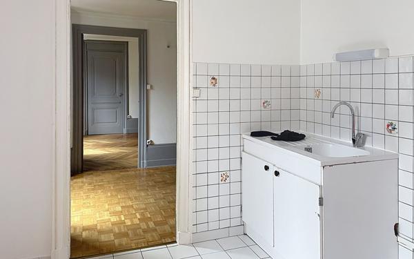 Appartement à vendre    2 pièces • 58 m2 Lyon 1