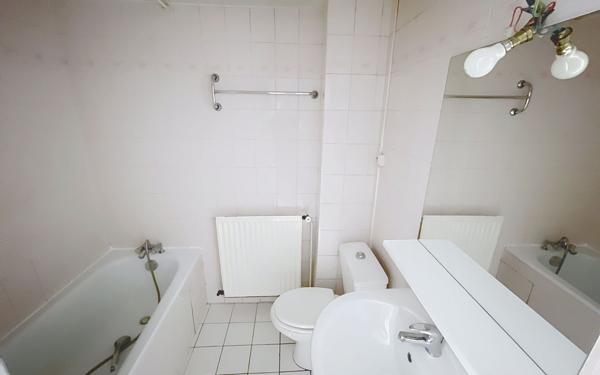 Appartement à vendre    2 pièces • 58 m2 Lyon 1