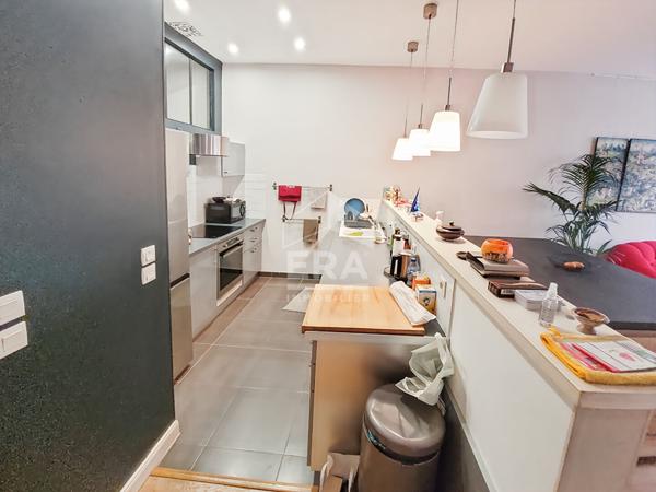 Appartement Salon De Provence 2 pièce(s) 68.85 m2