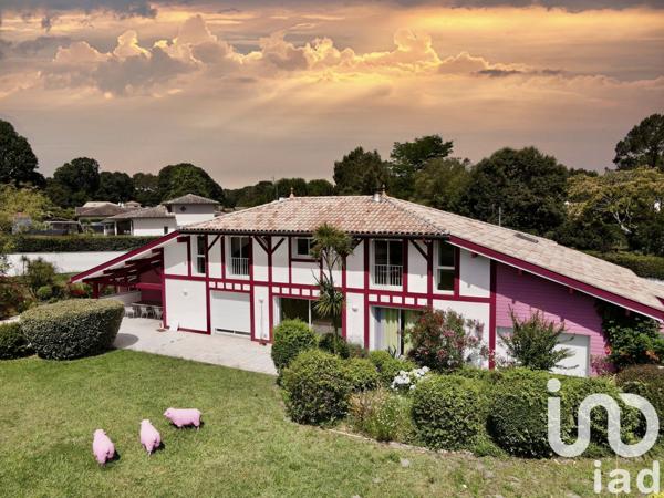 Maison à vendre 10 pièces 245 m² Saubion