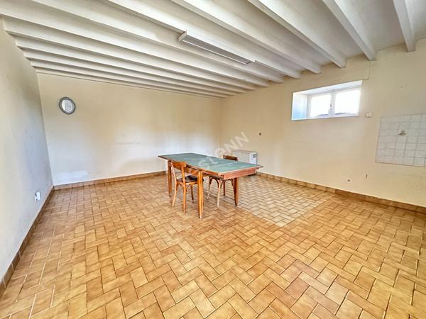 PONT PEAN - RENNES METROPOLE - LONGERE INDEPENDANTE EN PIERRES A RENOVER