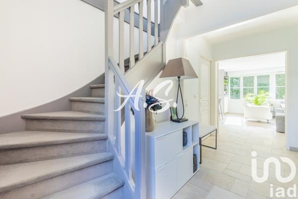 Maison à vendre 8 pièces 212 m² Verrières-le-Buisson