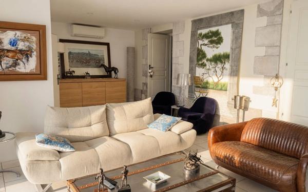 Appartement à vendre    4 pièces • 179,62 m2 Saint-Martin-de-Seignanx