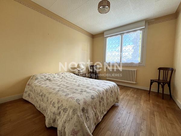 Maison à vendre, Elven, 78 m², 2 chambres sur 451 m² de terrain.