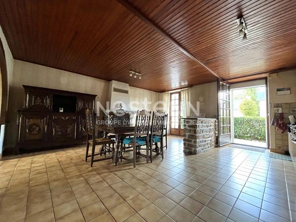 Maison à vendre, Elven, 78 m², 2 chambres sur 451 m² de terrain.