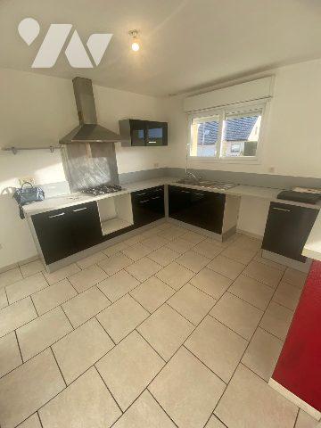 GUINES PAVILLON PLAIN-PIED 3 CHAMBRES JARDIN GARAGE