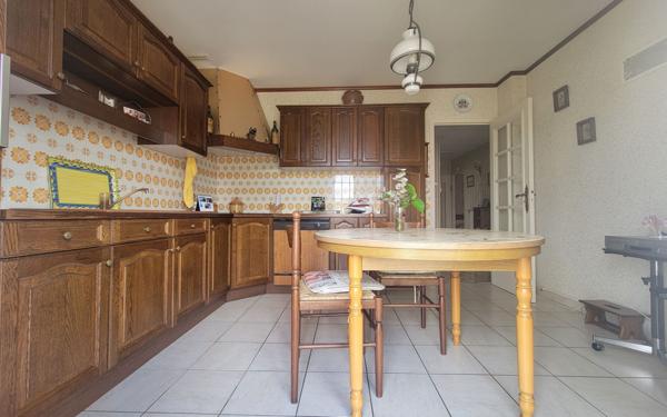 Maison à vendre    4 pièces • 146,55 m2 Colomiers