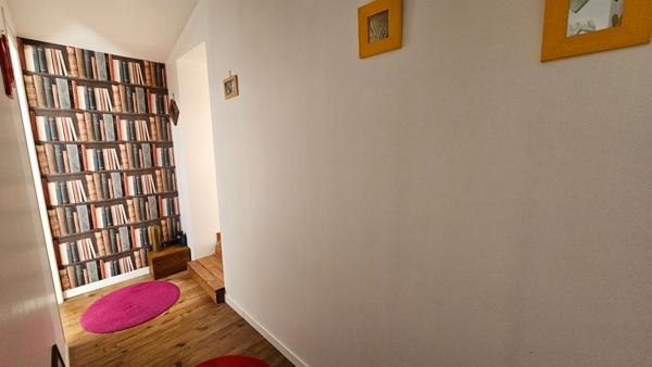 Maison en pierres, 4 chambres, au coeur du bourg des Sorinières avec dépendance 35 m2 - L'Agence Locale