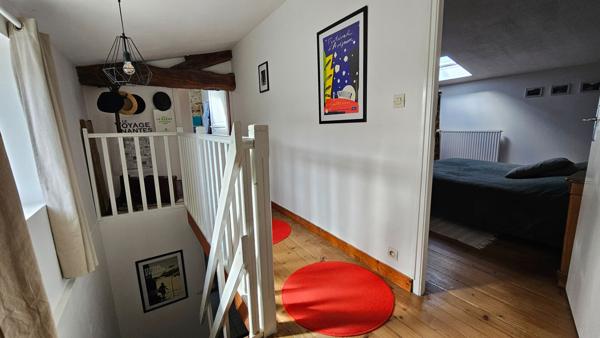 Maison en pierres, 4 chambres, au coeur du bourg des Sorinières avec dépendance 35 m2 - L'Agence Locale