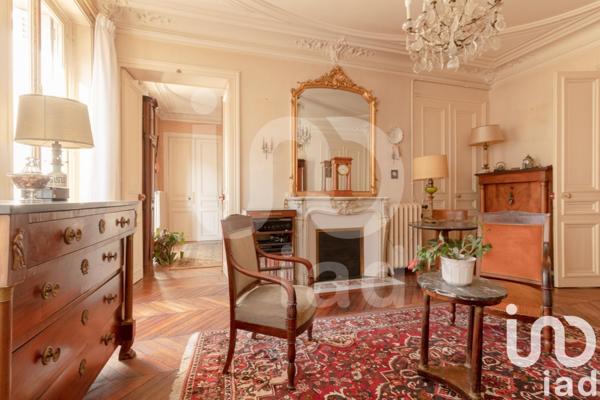 Appartement 5 pièces de 115 m² à Paris (75005)