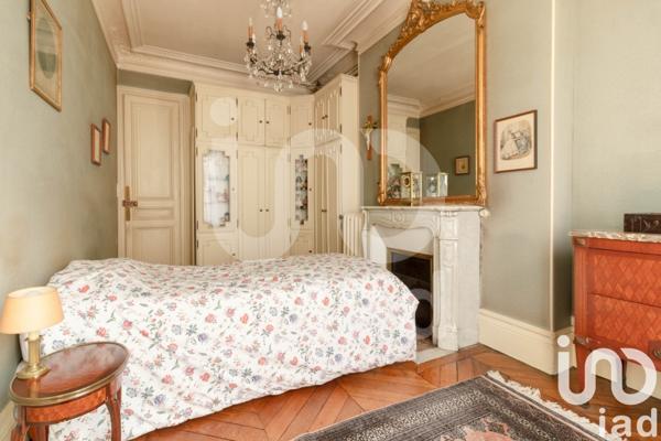 Appartement 5 pièces de 115 m² à Paris (75005)