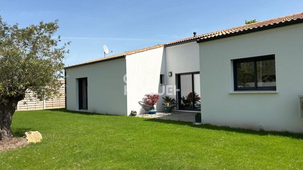 Maison récente de plain-pied 4 pièces à vendre à Les Mathes
