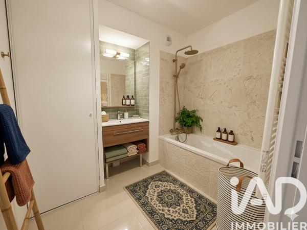 Appartement à vendre 3 pièces 63 m² Rodilhan