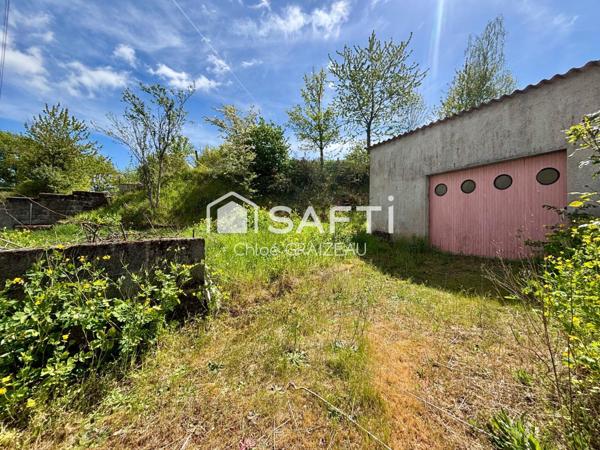Terrain constructible de 327 m² avec garage