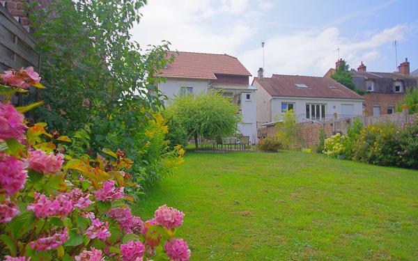 Maison à vendre    5 pièces •  Ham