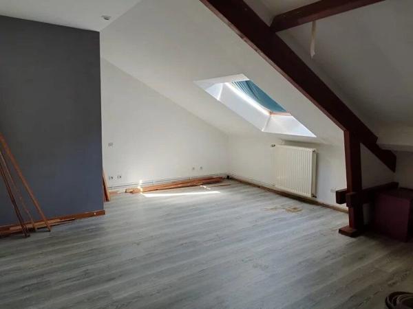 Vente                                                      Immeuble
                        
                     11 pièces                      277 m2                     à Sedan
