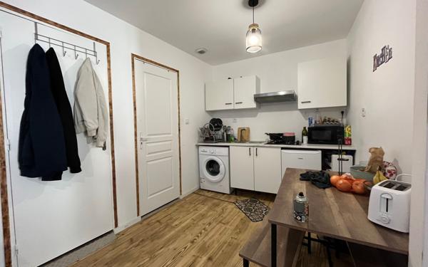 Immeuble à vendre    6 pièces • 128 m2 Carhaix-Plouguer