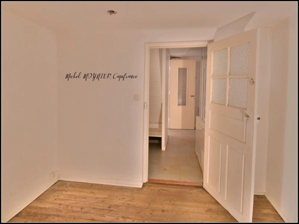 Maison de ville au centre de L’ARGENTIÈRE-LA-BESSÉE (05120)