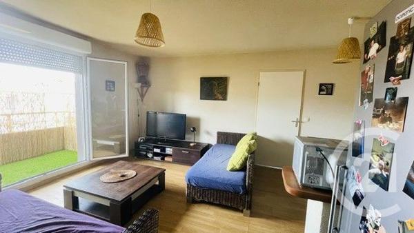 Appartement à vendre  2 pièces - 43,62 m 2   LANGON  - 33