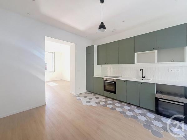 Maison à vendre  12 pièces - 256 m 2   BORDEAUX  - 33
