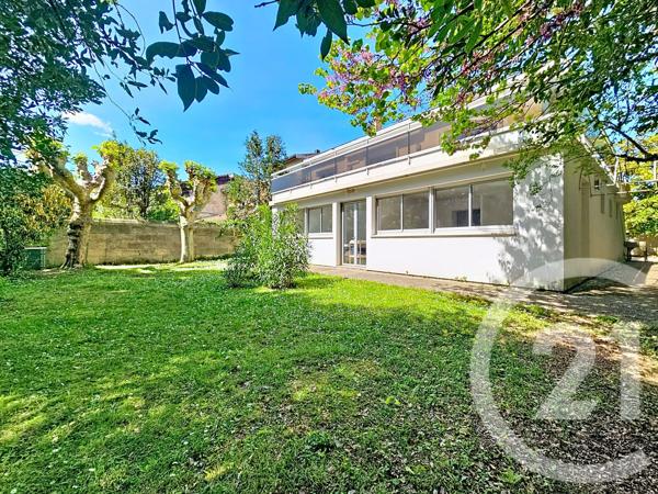 Maison à vendre  12 pièces - 256 m 2   BORDEAUX  - 33