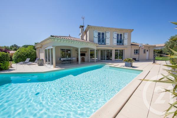 Maison à vendre  12 pièces - 256 m 2   BORDEAUX  - 33