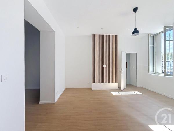 Maison à vendre  12 pièces - 256 m 2   BORDEAUX  - 33