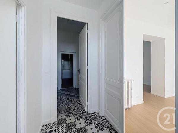 Maison à vendre  12 pièces - 256 m 2   BORDEAUX  - 33