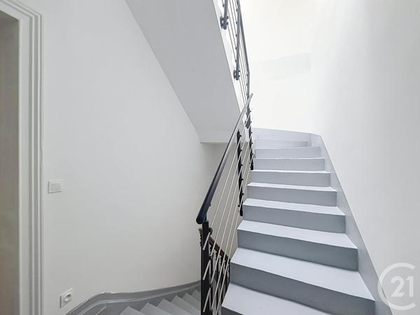 Maison à vendre  12 pièces - 256 m 2   BORDEAUX  - 33