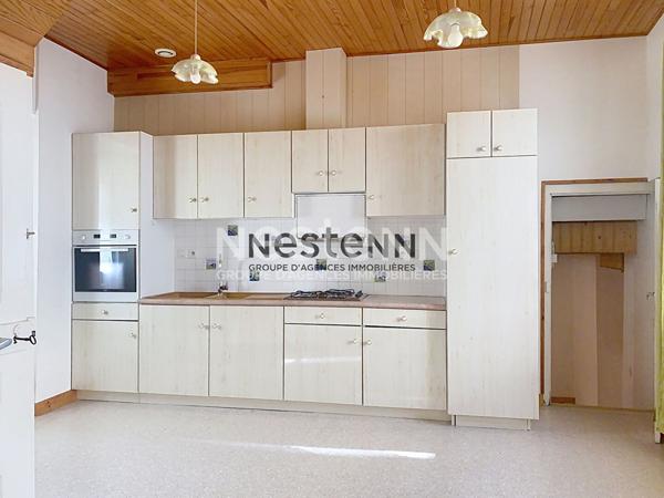 Maison de bourg à vendre en hyper centre de Noyal Muzillac