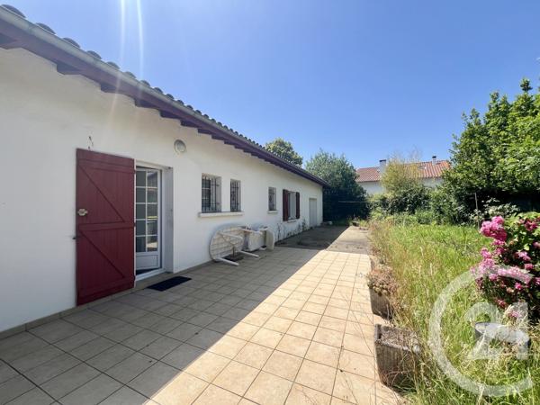 Maison à vendre  5 pièces - 151,33 m 2   USTARITZ  - 64