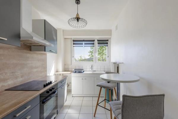 Appartement à vendre 2 pièces 49m² Montbéliard (25200)