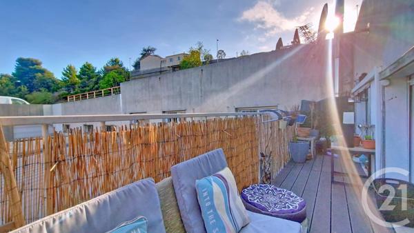 Appartement F3 Bis à vendre  3 pièces - 87,34 m2 ST LAURENT DU VAR - 06