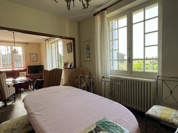 Salsigne (11600) MONTAGNE NOIRE - EXCLUSIVITE - CHARMANTE MAISON 4 FACES 4 CHAMBRES AVEC JARDIN ET GARAGE