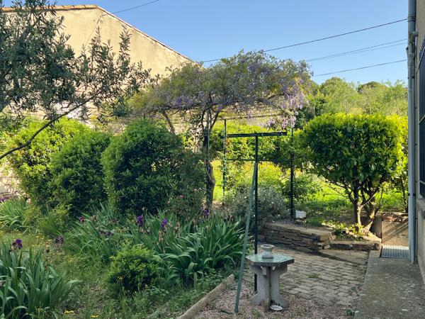 Salsigne (11600) MONTAGNE NOIRE - EXCLUSIVITE - CHARMANTE MAISON 4 FACES 4 CHAMBRES AVEC JARDIN ET GARAGE