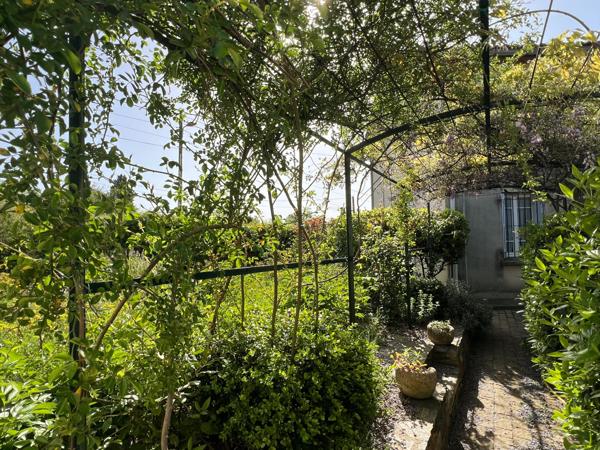 Salsigne (11600) MONTAGNE NOIRE - EXCLUSIVITE - CHARMANTE MAISON 4 FACES 4 CHAMBRES AVEC JARDIN ET GARAGE