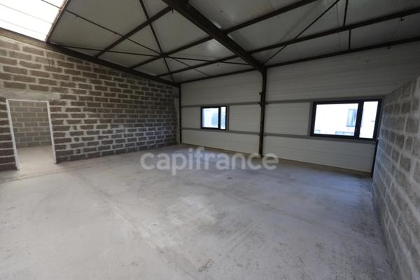 Local d’activité de 577 m² avec mezzanine et sous-sol Caen Nord Périphérique
