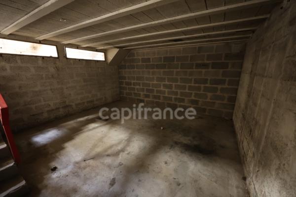 Local d’activité de 577 m² avec mezzanine et sous-sol Caen Nord Périphérique