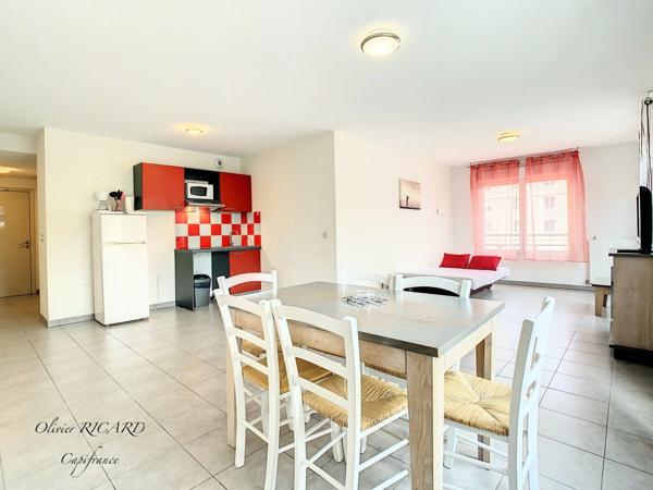 Dpt Hérault (34), à vendre JUVIGNAC Appartement T3 de 66,89 m2 dans résidence avec piscine