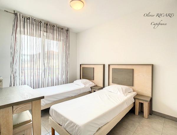 Dpt Hérault (34), à vendre JUVIGNAC Appartement T3 de 66,89 m2 dans résidence avec piscine